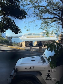 Police guard and daily cruise ships