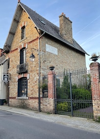 The front of Le 1900