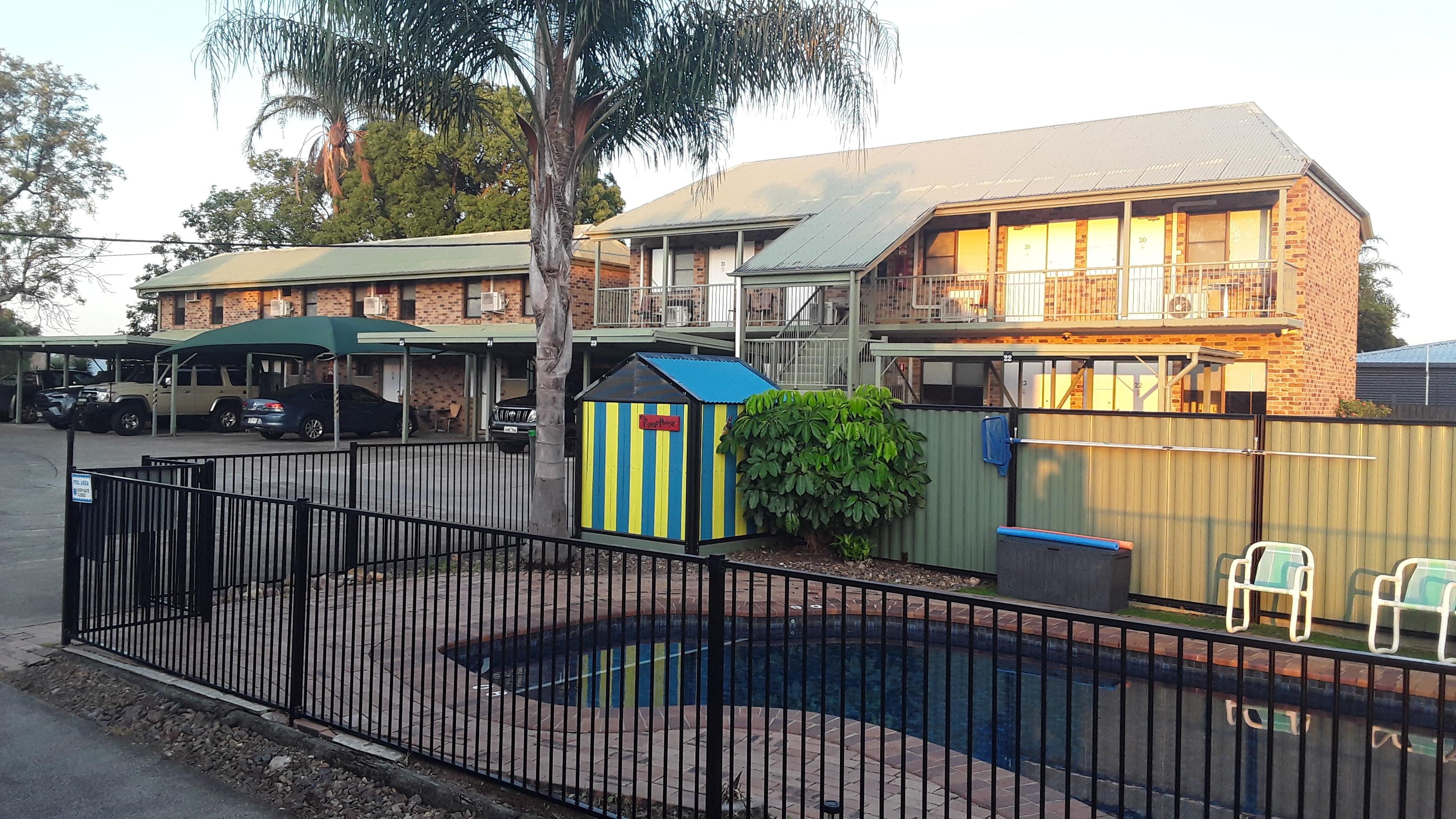 The rooms on the  northern side of the complex. We have previously staid on the western side.  All rooms are quiet and allow a peaceful rest. 