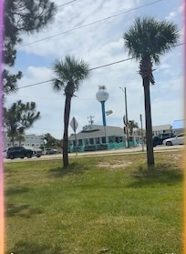 Popular place to grab a good hamburger