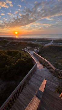 Beautiful expansive views right from the beach-side decks