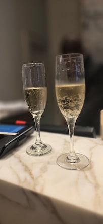 Wine upon checkin.