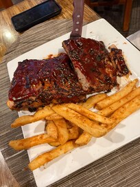 Ribs at Kaanapali Beach Cafe nearby