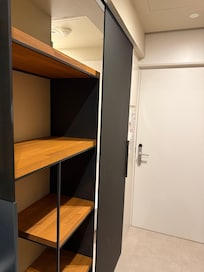 Open sealing to toilet and shower