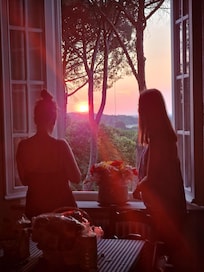 smuk aftensol fra vinduet