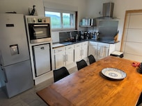 KĂŒche mit neuen GerĂ€ten