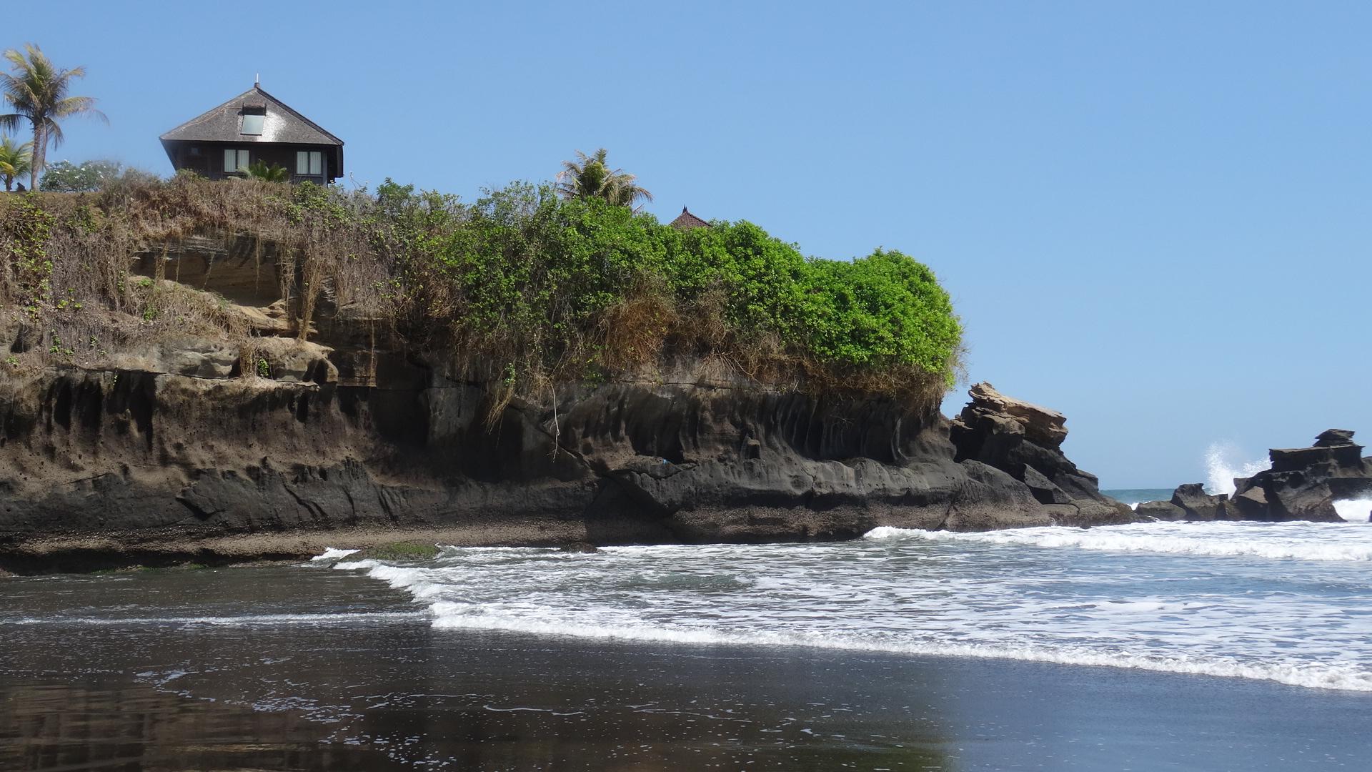 Gajah Mina's private hidden beach at Secret Bay