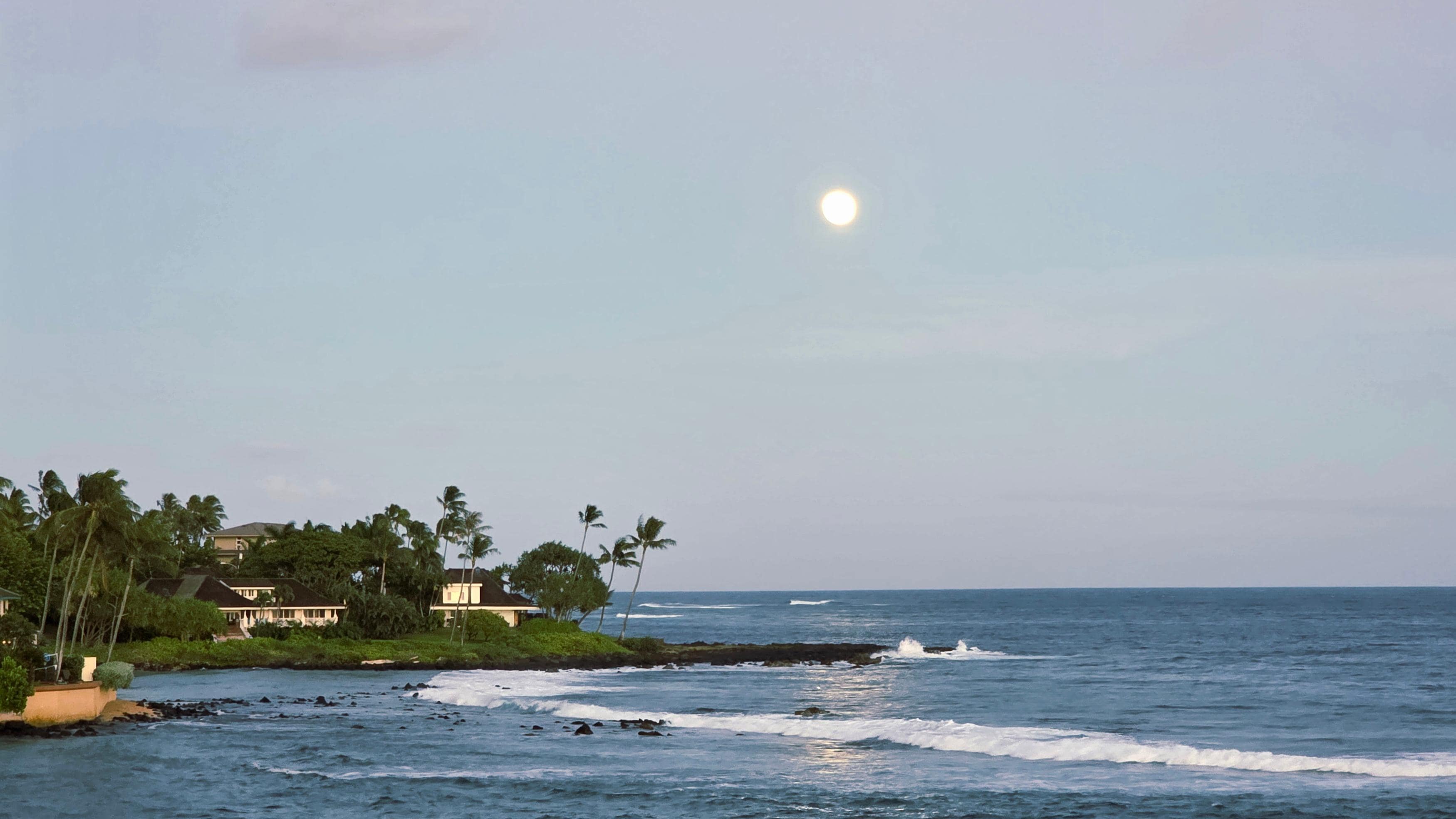 Moon over Poipu as seen from the lanai.