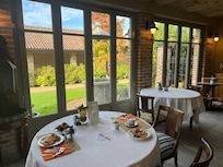 Breakfast room