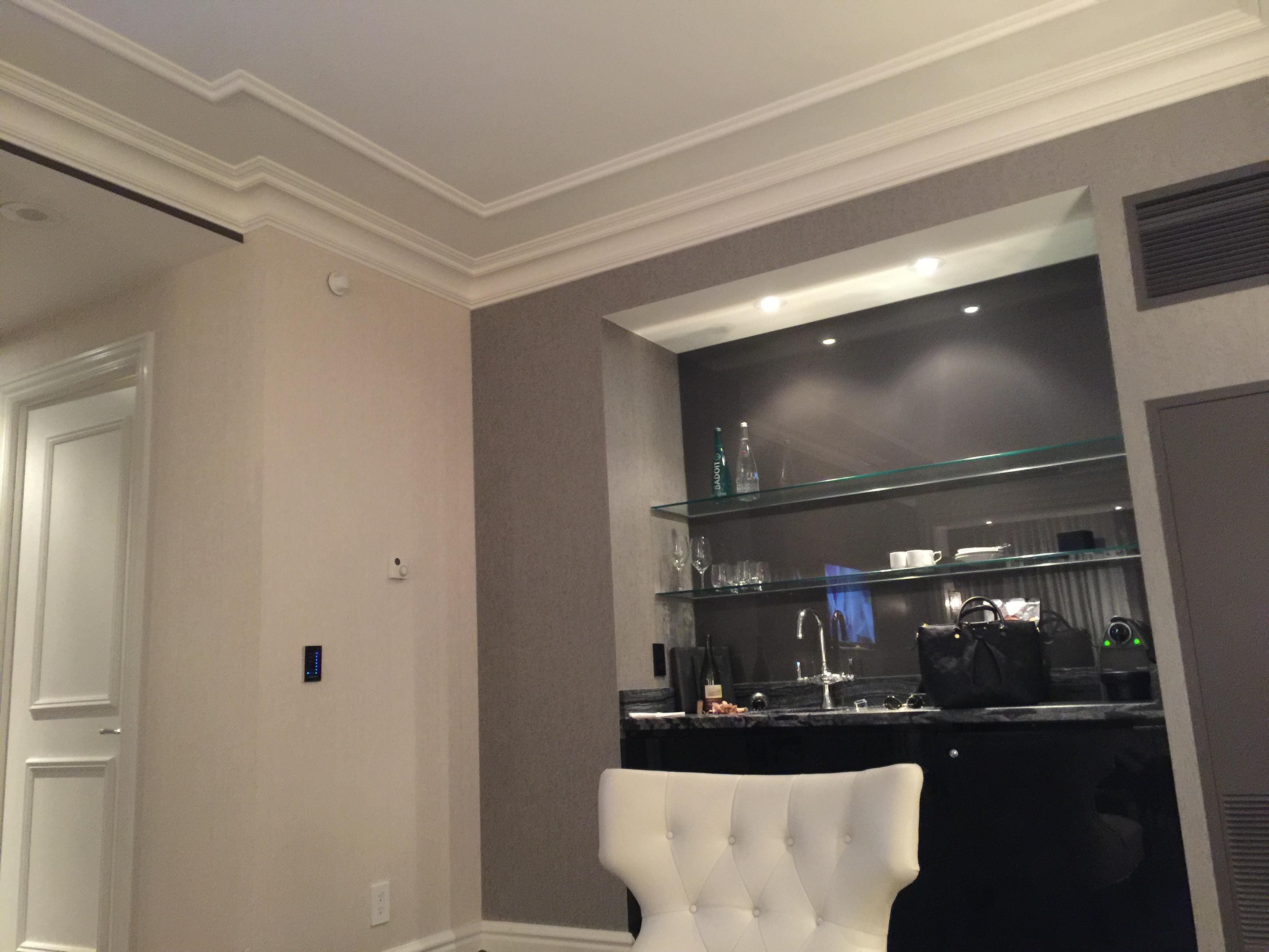 Electric fire place, makes you feel super cozy :-)