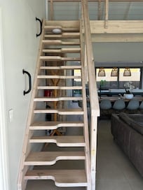 Unsafe stairs