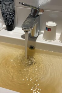 沒辦法放影片,只好截圖出來! 太扯了