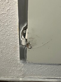 Bas de porte salle de bains