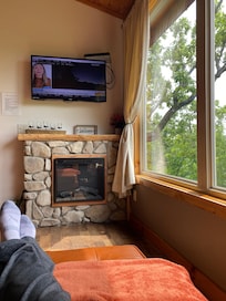 Electric fireplace
