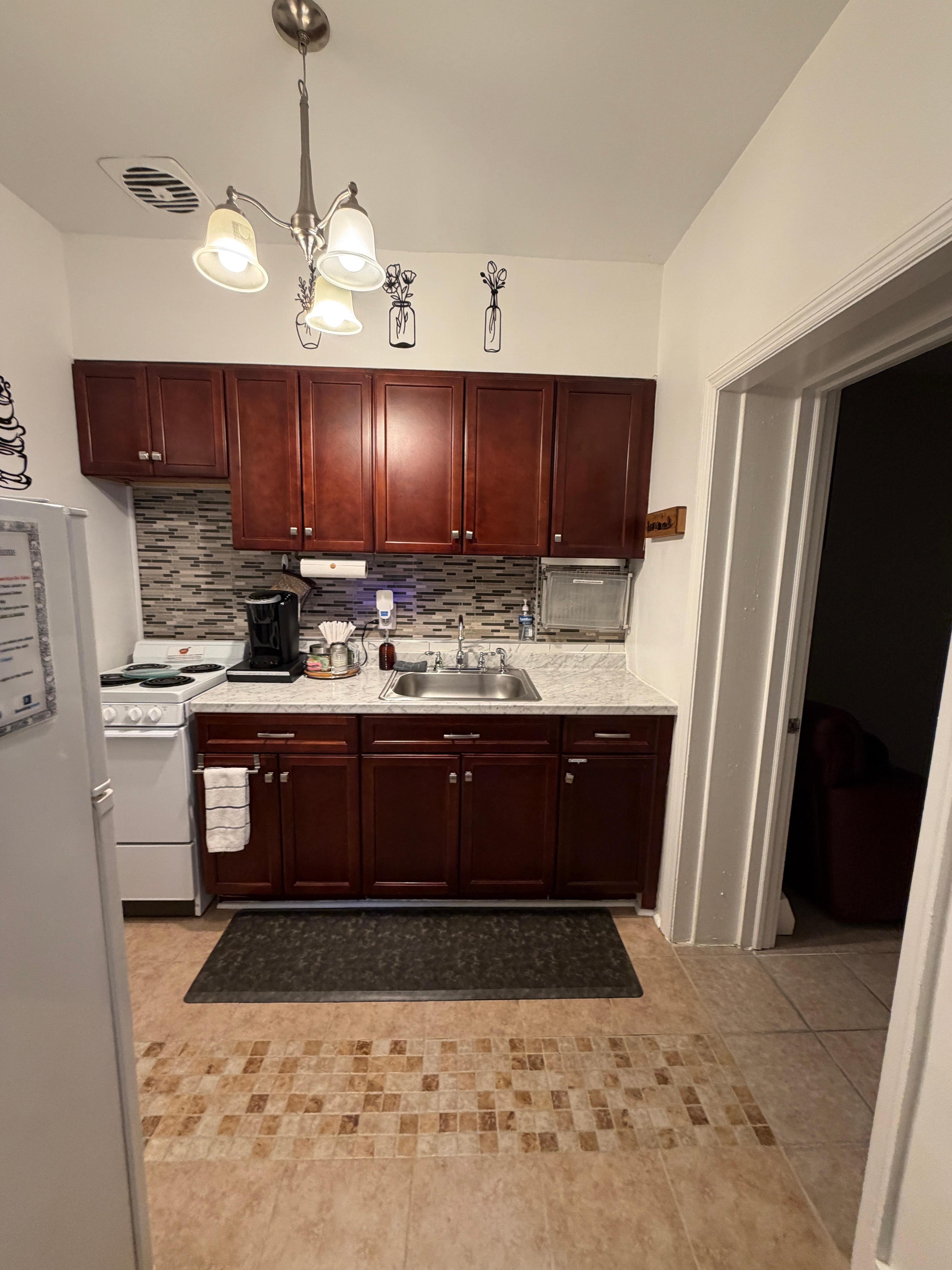 Great little kitchen!