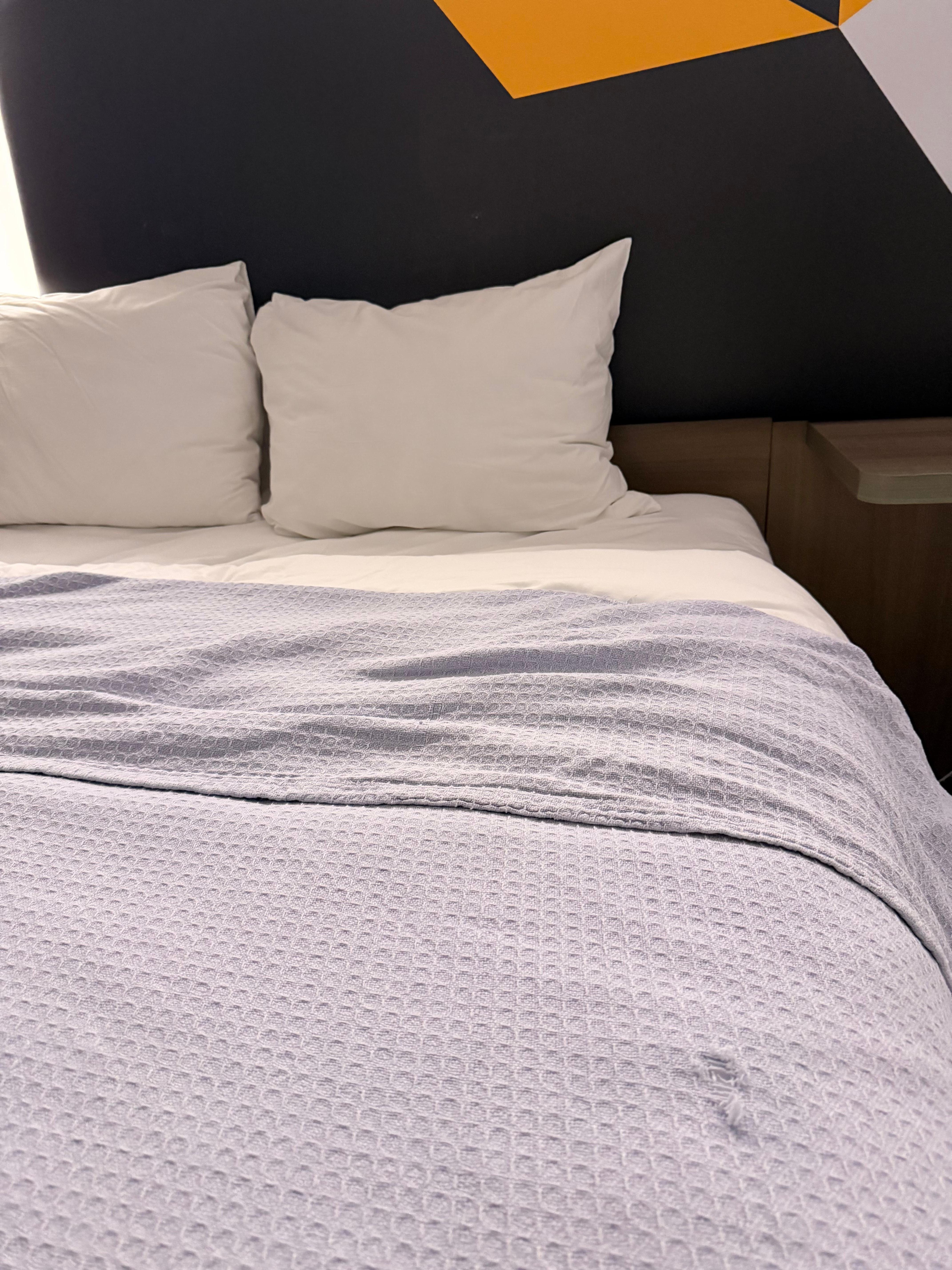 Beds with dirty sheets