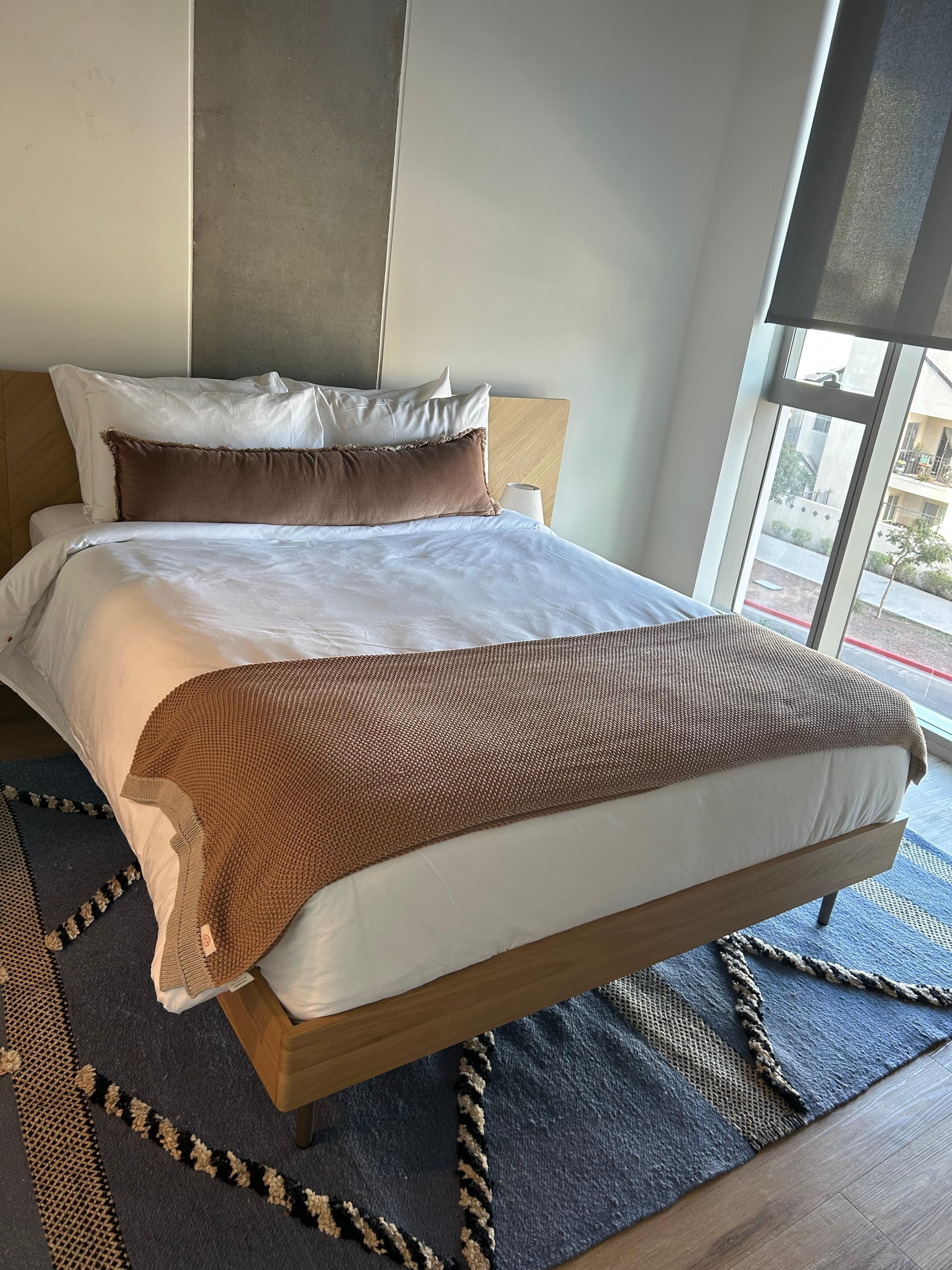 Bedroom…no balcony sucked