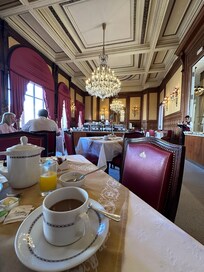 Breakfast Room