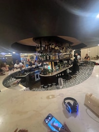 Open bar until 2am