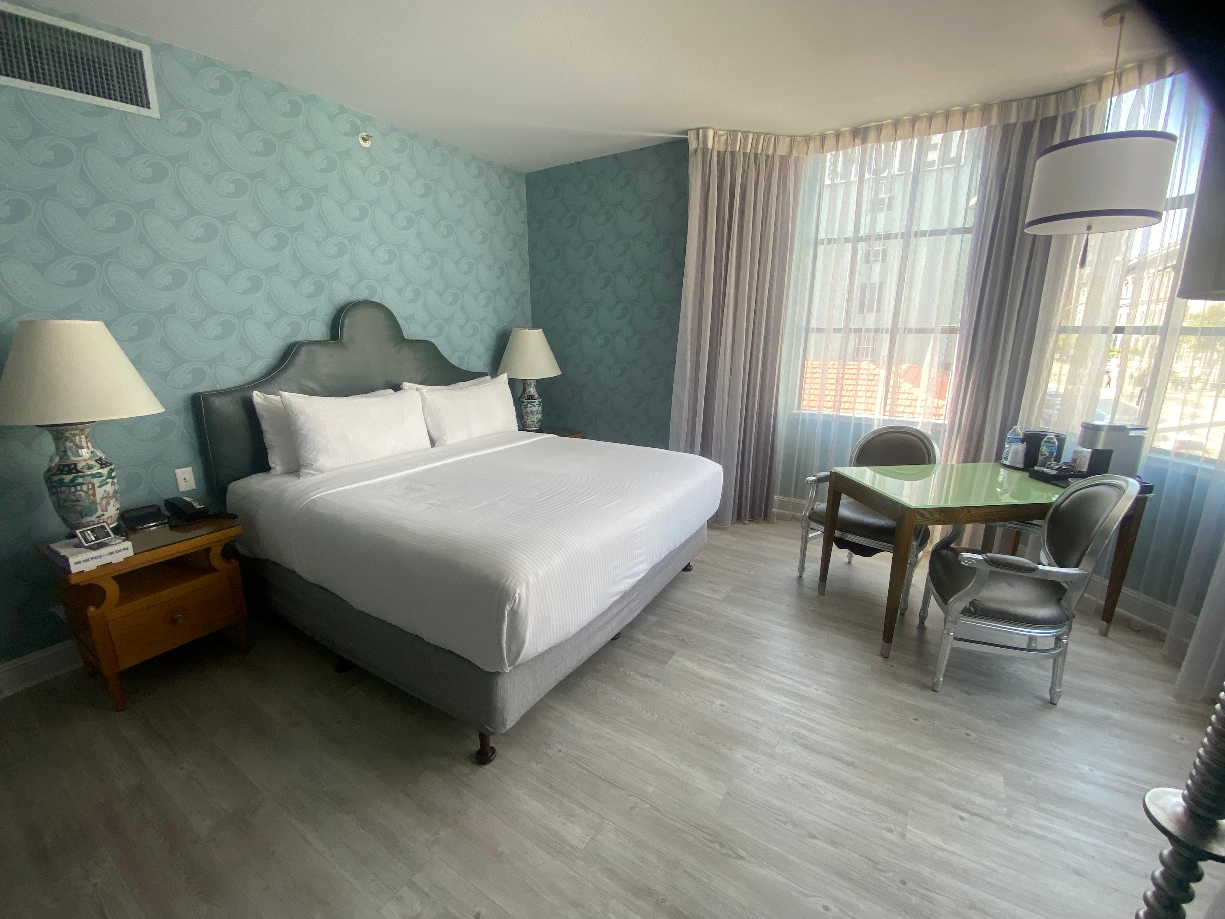The king size bedt