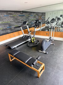Gimnasio poco equipado