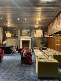 Beautiful lobby and excellent breakfast