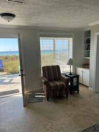 Recliner was suppose to be in this spot, as was in photos