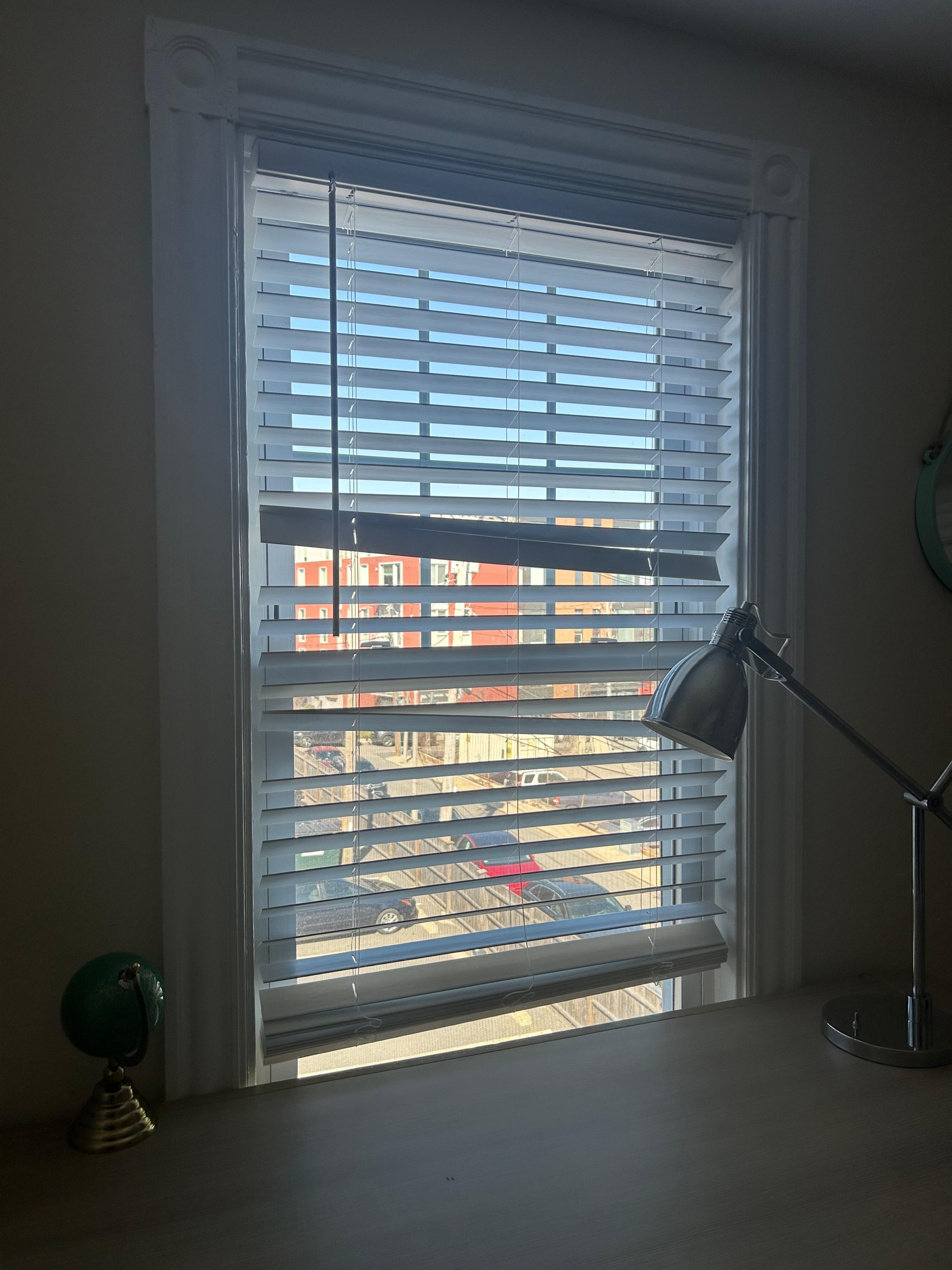 Broken blinds 