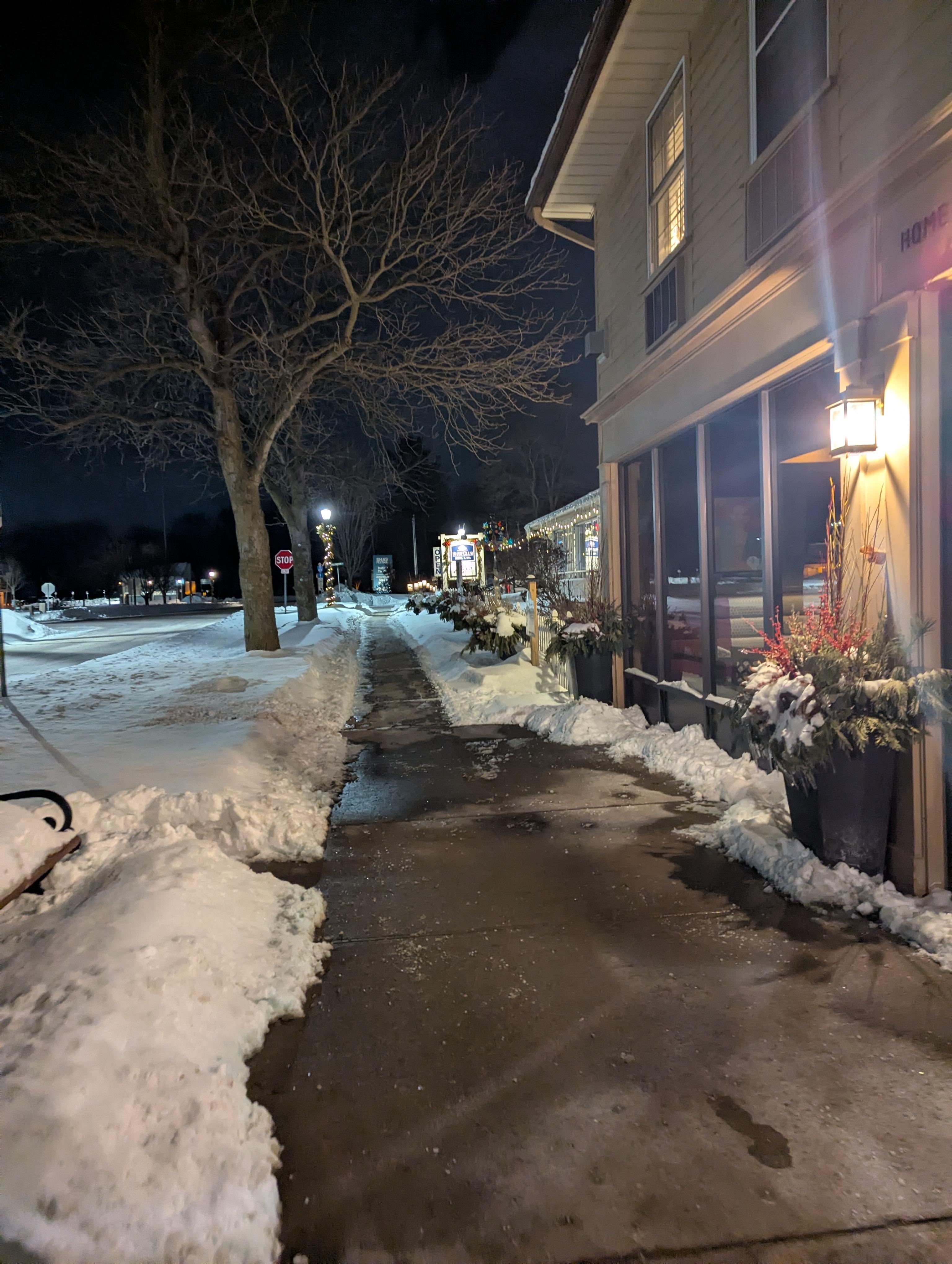 Romantic winter stay. Would come back again in the winter! 