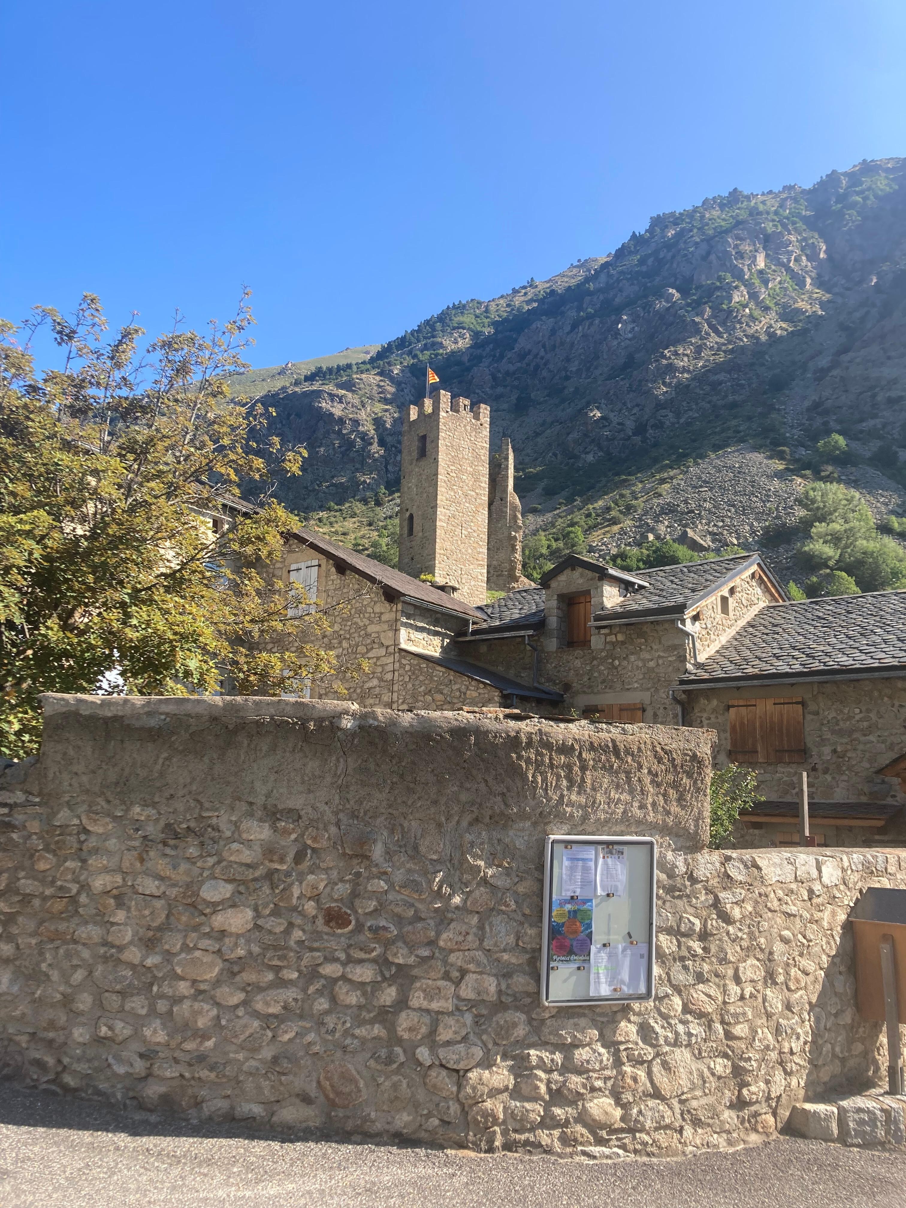 Hameau du Carol en face