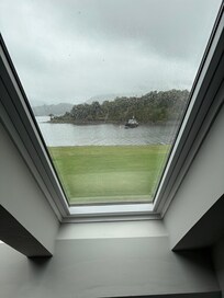 Views from room and property were gorgeous.