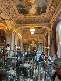 New York Café