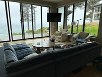 Living room view to the ocean