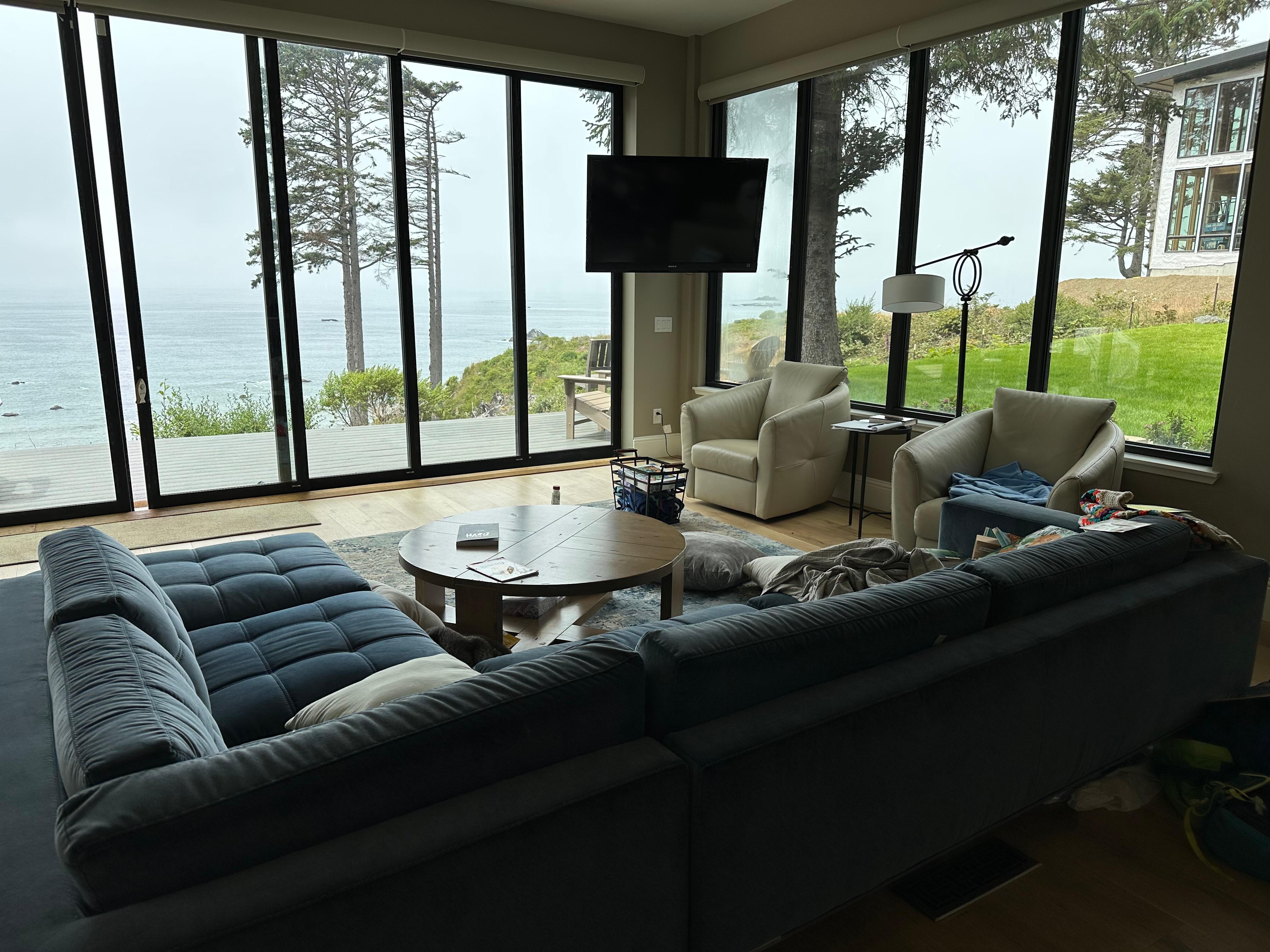 Living room view to  the ocean