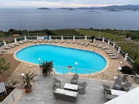 Pull surrounded by vineyards, lemon trees, orange trees, lime trees