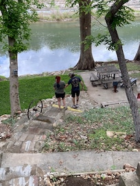 Path to the water