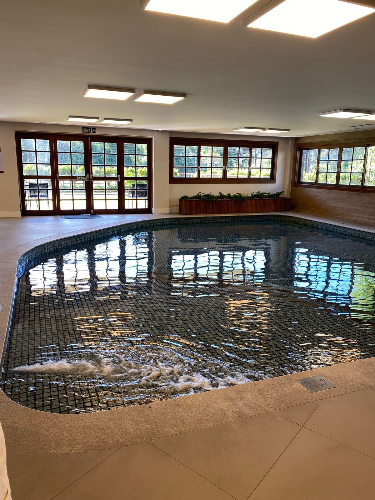 Piscina térmica infantil