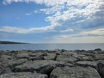 We always enjoy our States at Canal Park Lodge. Great view, within walking distance to great restaurants and fun things to do do and see! Rooms are comfortable and friendly staff. We stay there every year!