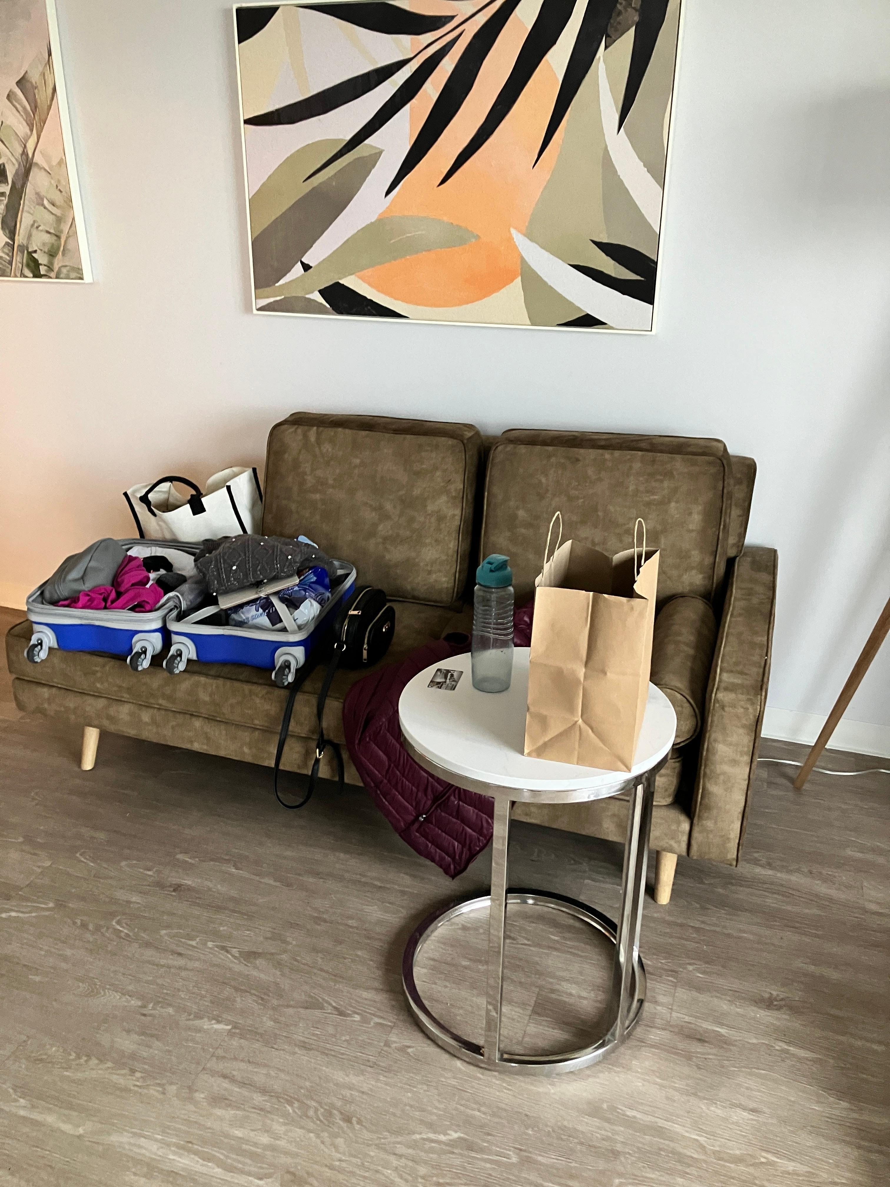 that loveseat has seen better days.. in 1985!