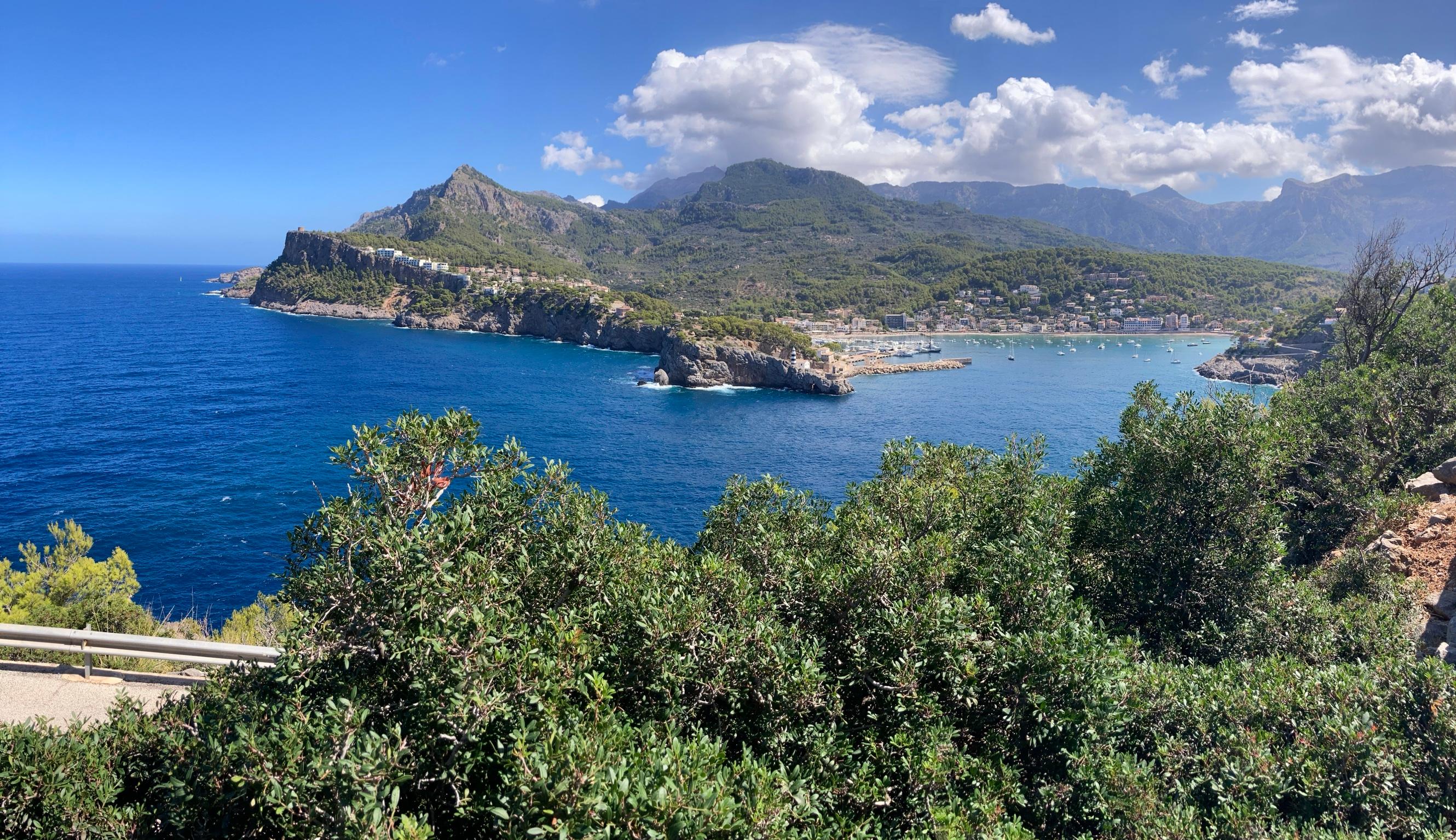 Udsigt over bugten i Port de Soller