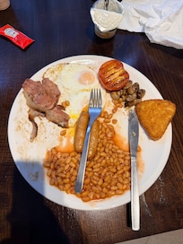 Tasteless lorry drivers cafe quality food