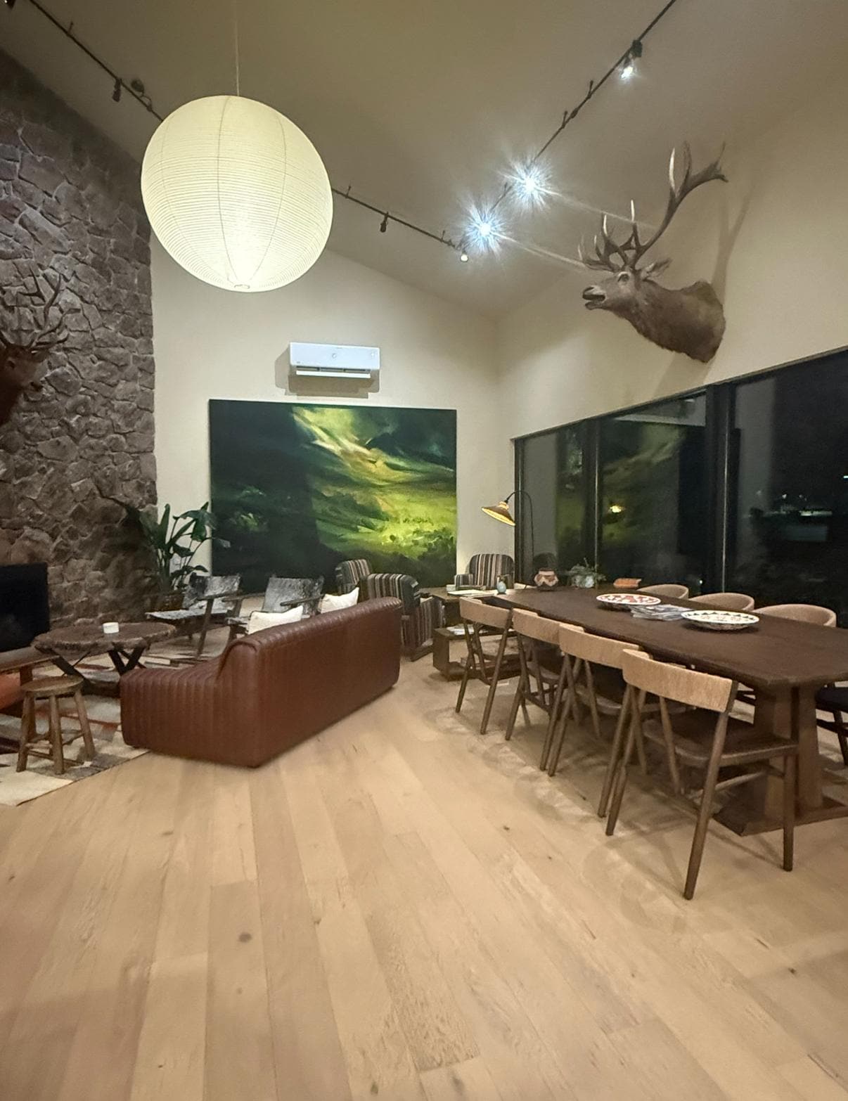 Plenty of gathering room