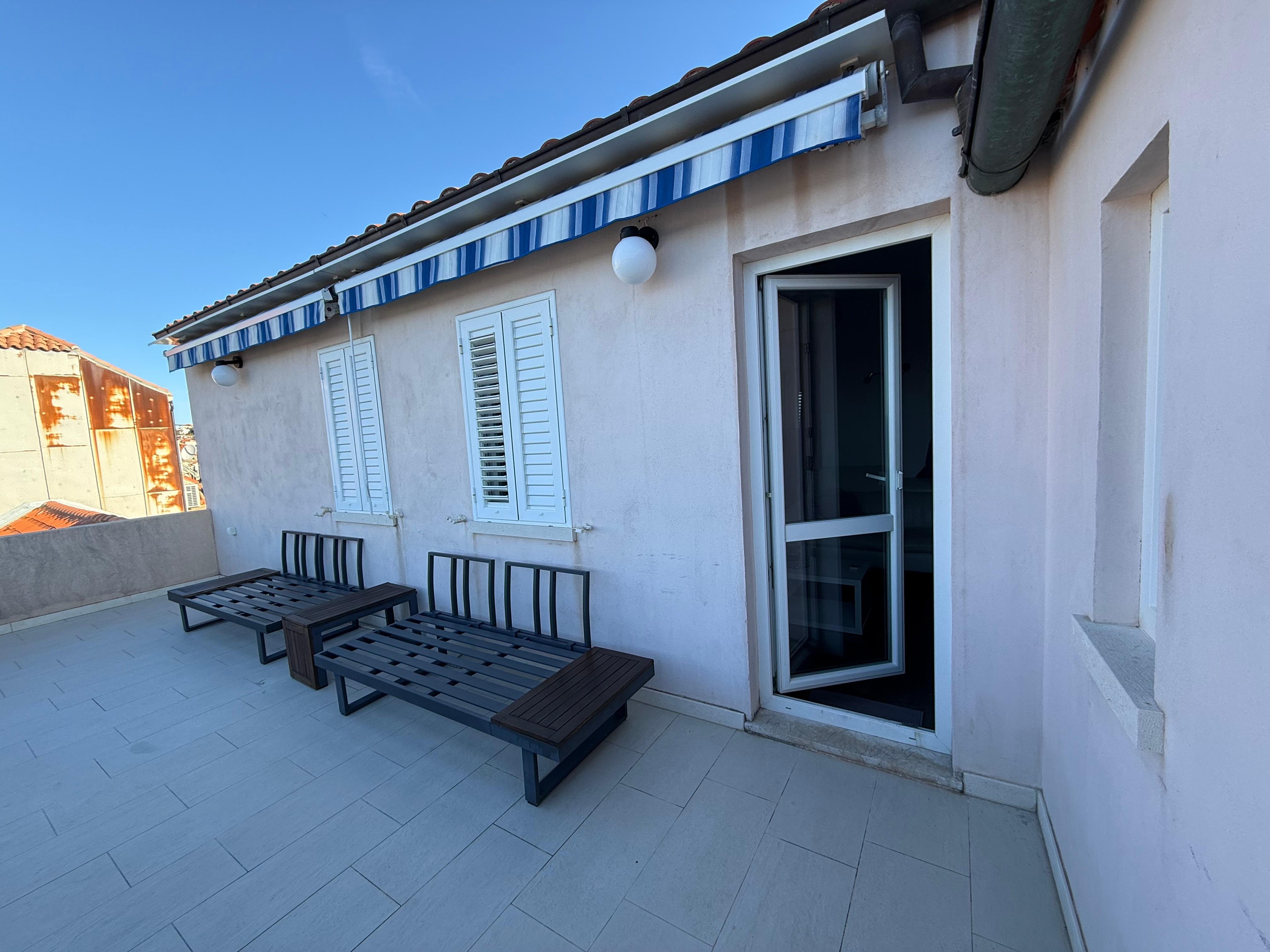 The balcony
