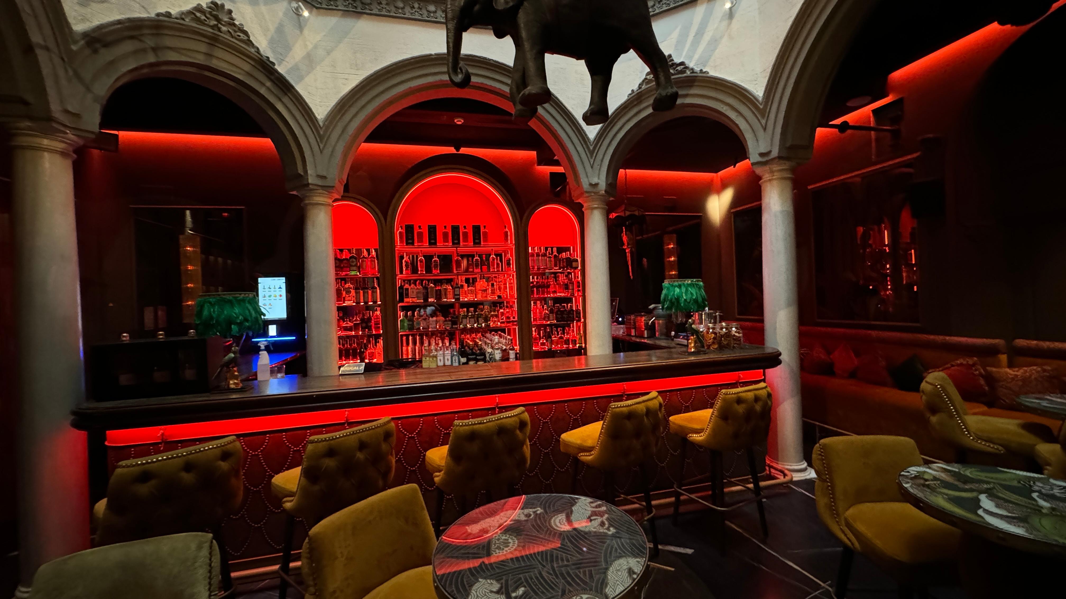 Bar intérieur 