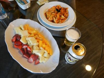 room service 24 hours