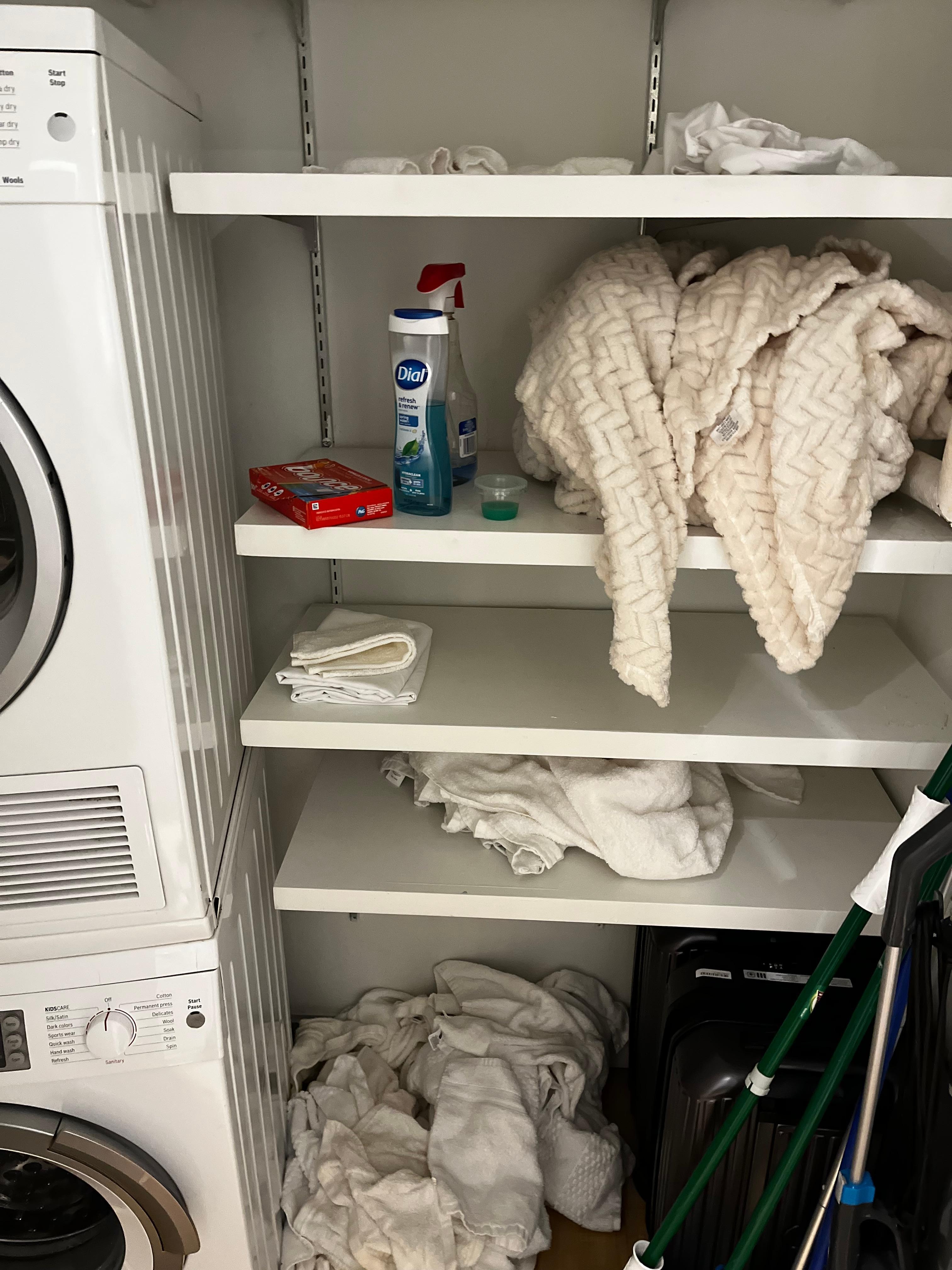 extra dirty blanket with a full load of dirty towels from previous guest