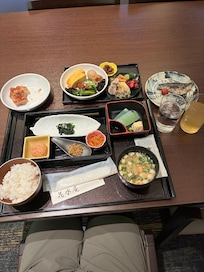 お漬物の種類が多くて、お豆腐も食べ放題!嬉しい☺️