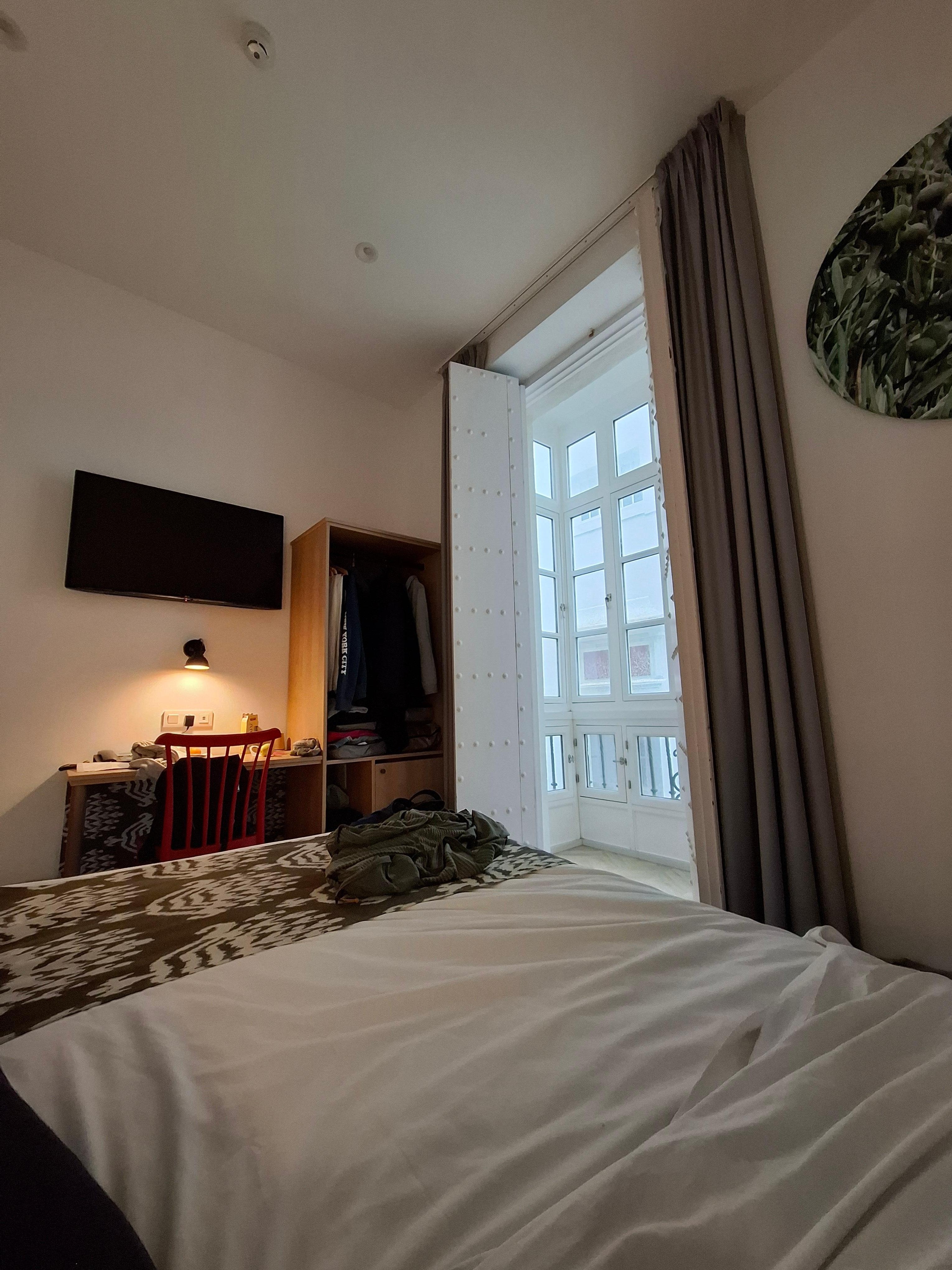 Blick vom Bett Richtung Fenster