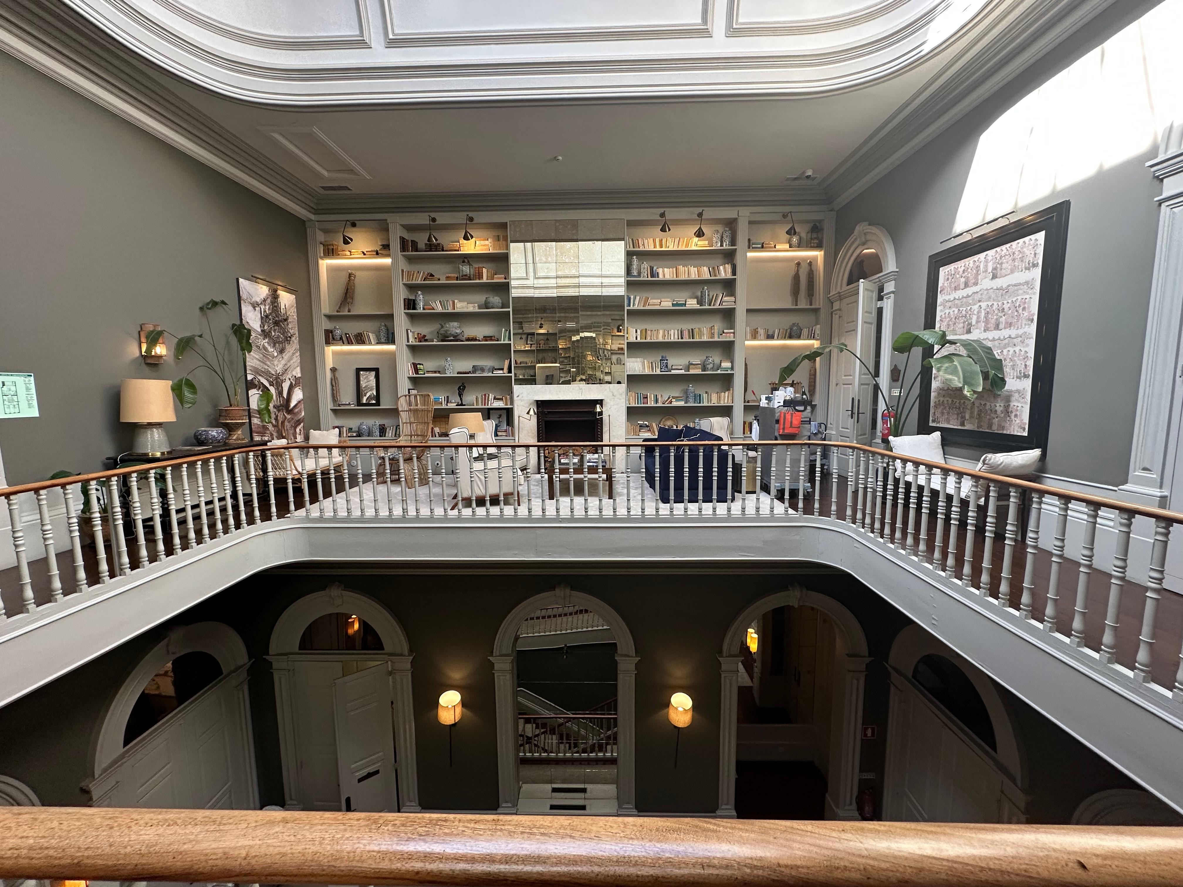 Lounge on the third floor, wish we had discovered it earlier.