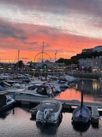 Sunset in Torquay
